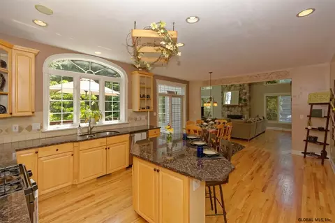 30 Bluestone Rdg, Halfmoon, NY 12065 photo 16