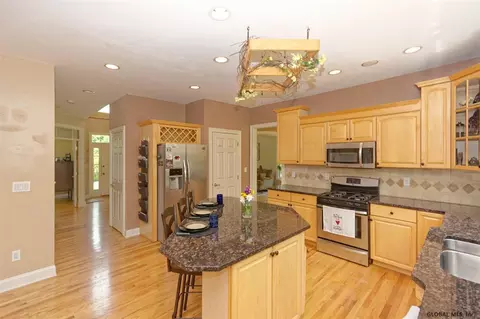 30 Bluestone Rdg, Halfmoon, NY 12065 photo 18