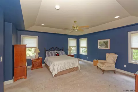 30 Bluestone Rdg, Halfmoon, NY 12065 photo 29