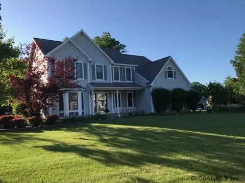 93 Gullane Dr, Slingerlands, NY 12159 photo 1