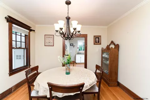 23 Glendale Ave, Delmar, NY 12054 photo 9