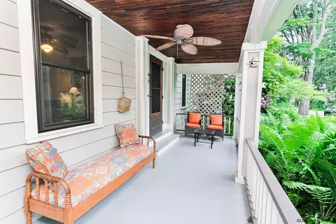 23 Glendale Ave, Delmar, NY 12054 photo 3