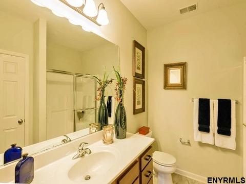 601 Grayson Pl, Schenectady, NY 12302 photo 7