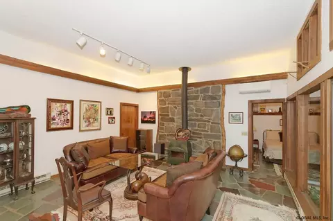 20 Aspen, Slingerlands, NY 12159 photo 13