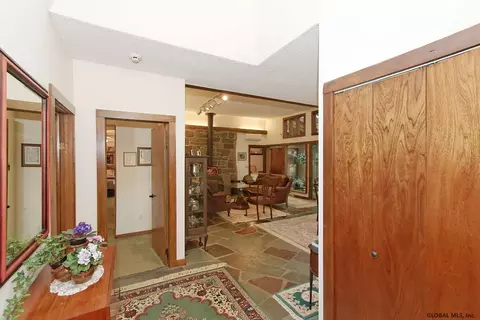 20 Aspen, Slingerlands, NY 12159 photo 7