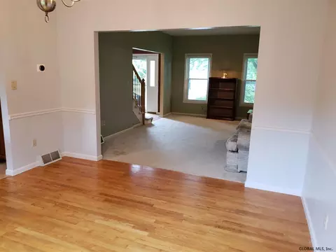 3 Staffords Xing, Slingerlands, NY 12159 photo 14