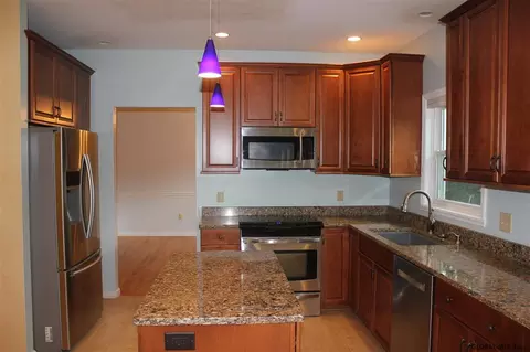 3 Staffords Xing, Slingerlands, NY 12159 photo 4