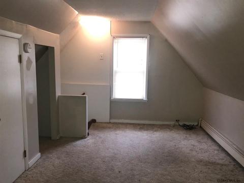 1070 Webster St, Schenectady, NY 12303 photo 7