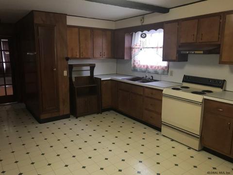 1070 Webster St, Schenectady, NY 12303 photo 14
