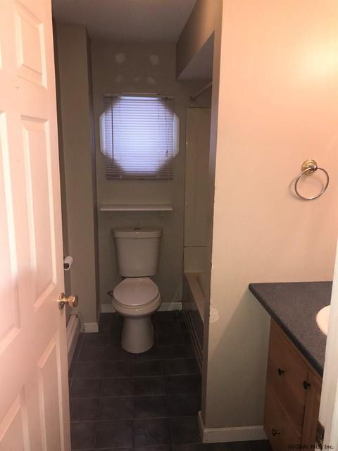 1070 Webster St, Schenectady, NY 12303 photo 6