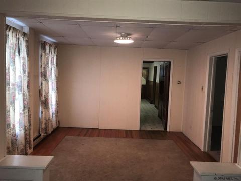 1070 Webster St, Schenectady, NY 12303 photo 13
