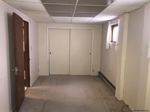 1070 Webster St, Schenectady, NY 12303 photo 18