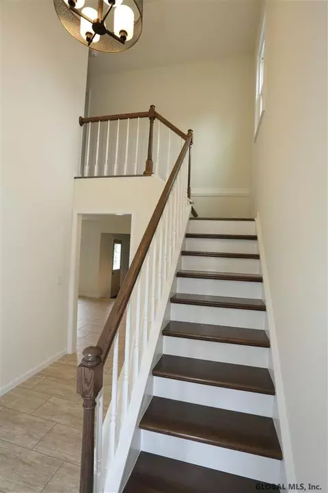 3219 Williams St, Schenectady, NY 12306 photo 8