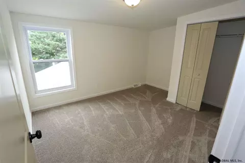 3219 Williams St, Schenectady, NY 12306 photo 10