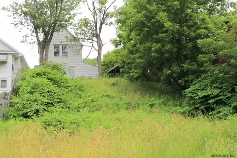 466 12th St, Schenectady, NY 12306 photo 24