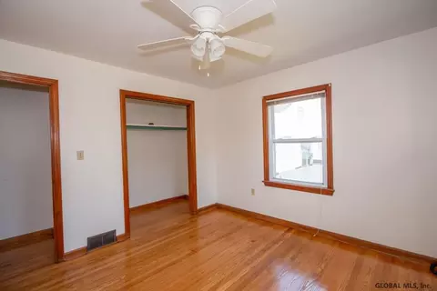 2440 3rd Ave, Schenectady, NY 12303 photo 15