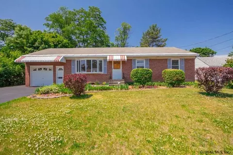 2440 3rd Ave, Schenectady, NY 12303 photo 2
