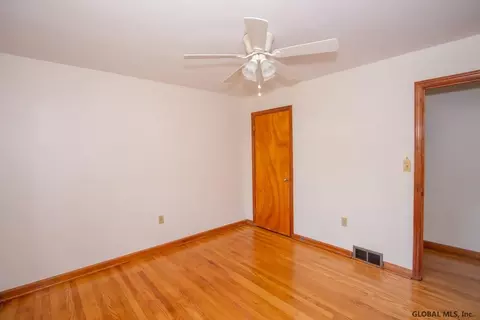 2440 3rd Ave, Schenectady, NY 12303 photo 17