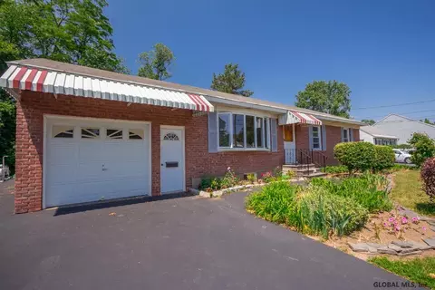 2440 3rd Ave, Schenectady, NY 12303 photo 1