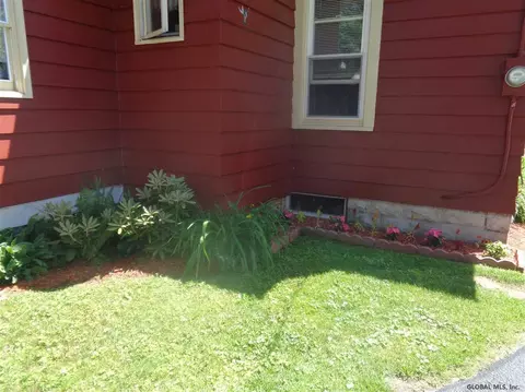 228 Maple St, Corinth, NY 12822 photo 31