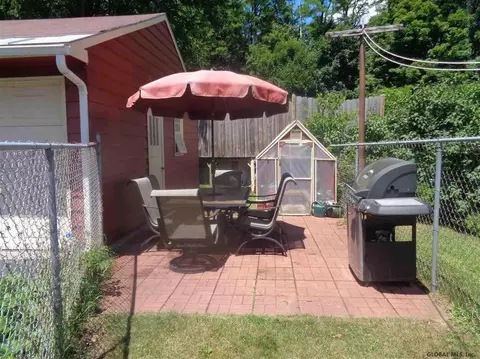 228 Maple St, Corinth, NY 12822 photo 33
