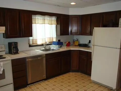 445 Twelfth St, Schenectady, NY 12306 photo 7