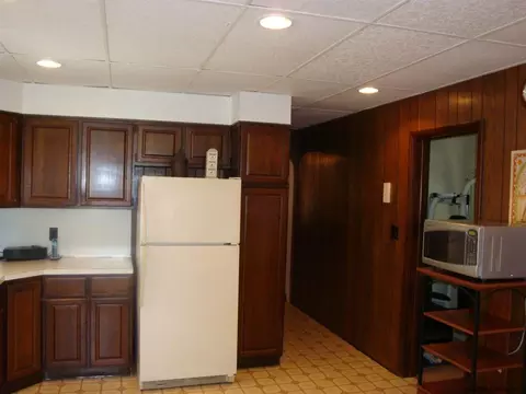 445 Twelfth St, Schenectady, NY 12306 photo 9