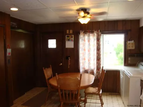 445 Twelfth St, Schenectady, NY 12306 photo 10
