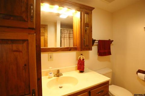 604 Riverside Ave, Schenectady, NY 12302 photo 12