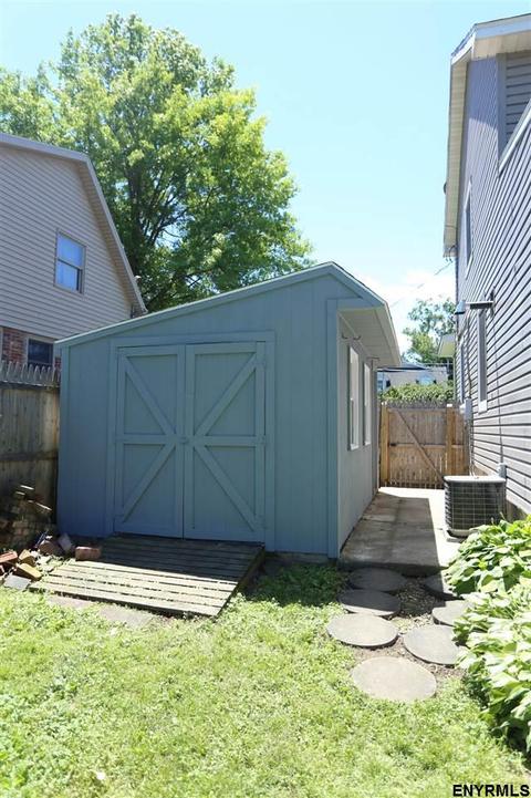 604 Riverside Ave, Schenectady, NY 12302 photo 38