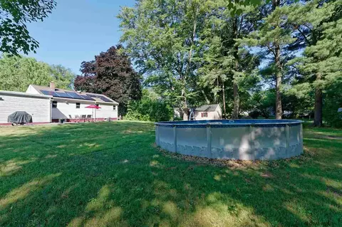 64 Hite Ct, Schenectady, NY 12303 photo 4