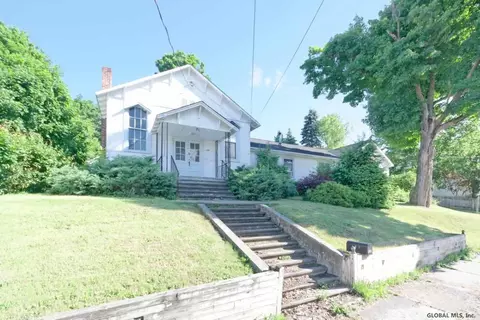 107 Maple Rd, Cobleskill, NY 12043 photo 3