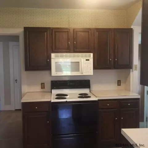 1531 Randolph Rd, Schenectady, NY 12308 photo 15