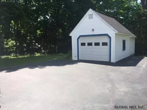 1531 Randolph Rd, Schenectady, NY 12308 photo 5