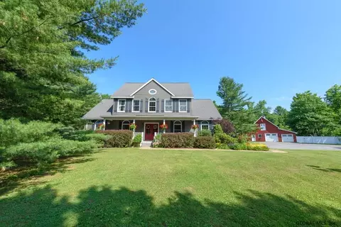 875 Upper Gregg Rd, Schenectady, NY 12306 photo 1