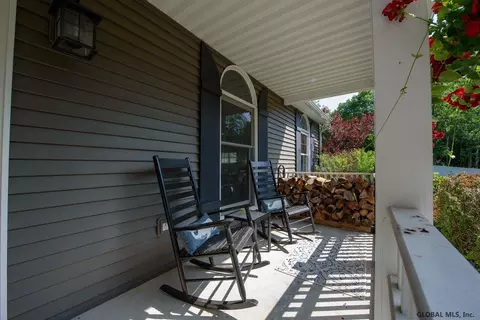 875 Upper Gregg Rd, Schenectady, NY 12306 photo 6