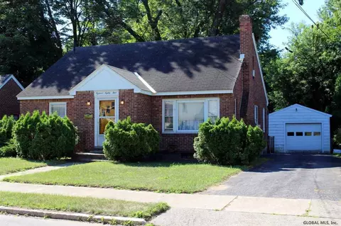 1884 Broad St, Schenectady, NY 12306 photo 1