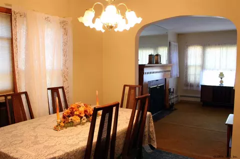 1884 Broad St, Schenectady, NY 12306 photo 8