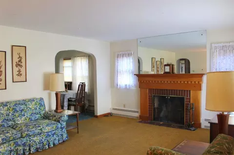 1884 Broad St, Schenectady, NY 12306 photo 3