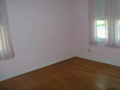 211 E Palmer Ave, Schenectady, NY 12303 photo 13