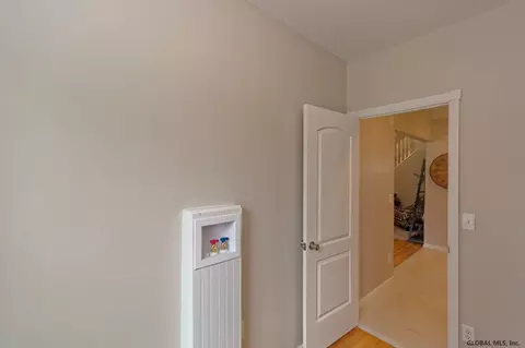 2033 Curry Rd, Schenectady, NY 12303 photo 12