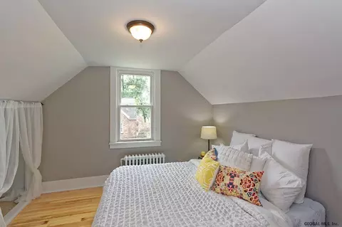 2033 Curry Rd, Schenectady, NY 12303 photo 17