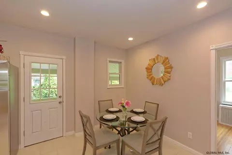 2033 Curry Rd, Schenectady, NY 12303 photo 11