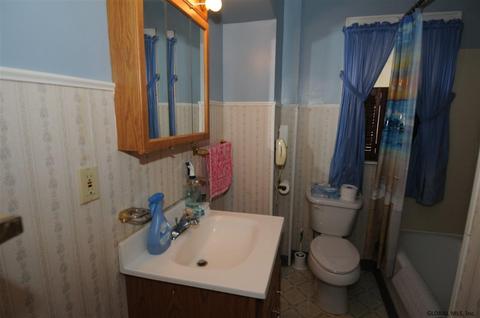 1220 Trinity Ave, Schenectady, NY 12306 photo 8
