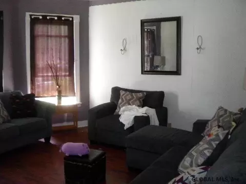 520 Summit Ave, Schenectady, NY 12307 photo 7