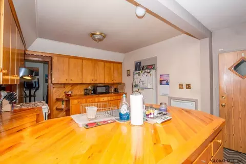 170 Manchester Rd, Schenectady, NY 12304 photo 14