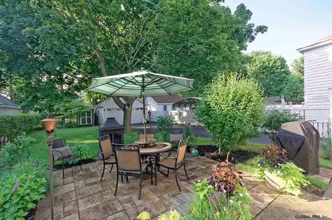 1194 Phoenix Ave, Schenectady, NY 12308 photo 25