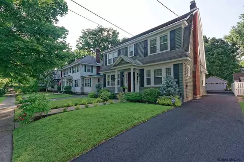 1194 Phoenix Ave, Schenectady, NY 12308 photo 29