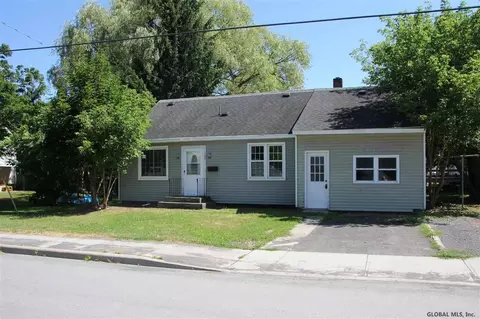 196 Macarthur Ave, Cobleskill, NY 12043 photo 1