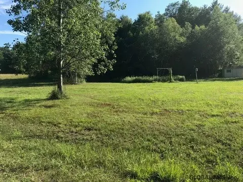 8 Quentin Ct, Corinth, NY 12822 photo 1